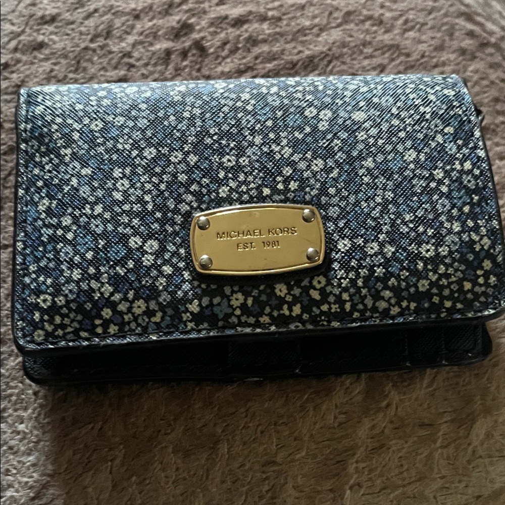 Michael Kors Blue Floral Compact Wallet with Gold Plate